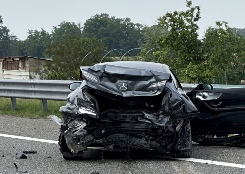 Grave incidente sulla A26 tra la galleria Olimpia e Casale Sud